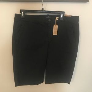 American Eagle Bermuda shorts size 14